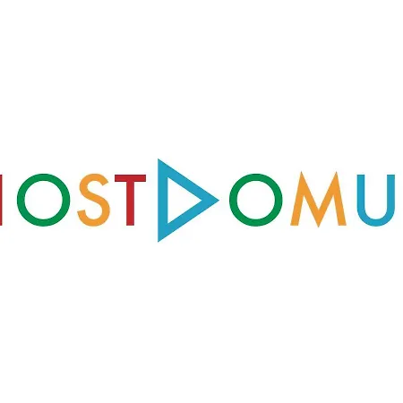 Hostdomus - City Center Appartamento *